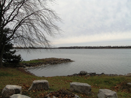 IMG_3226_2_chimong_lake_1_elengrey_2011