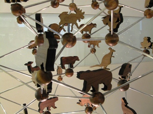 IMG_3317_ecosphere_closeup_elengrey_dec_2011