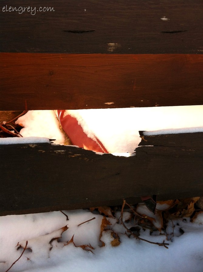 IMG_9346_snow_cushion_elengrey_january_2015 (956x1280)