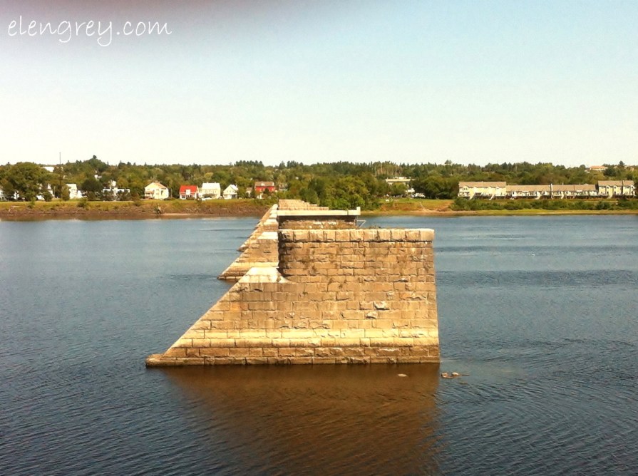 fredericton_new_brunswick_elengrey_september_2012 (1280x956)