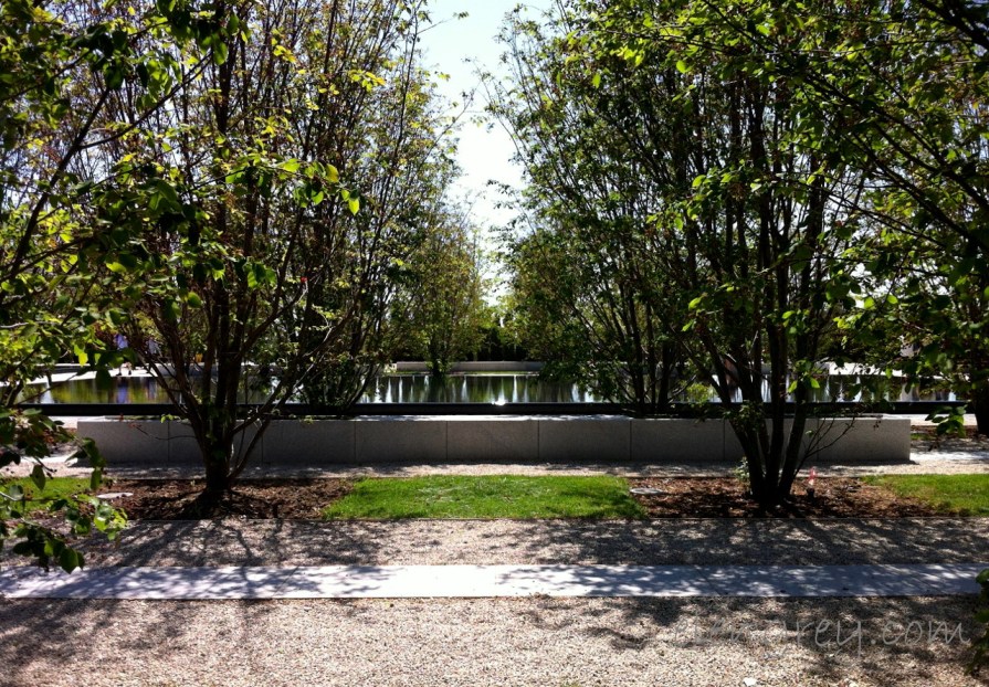 IMG_0258_aga_khan_park_elengrey_may_2015 (1280x890)